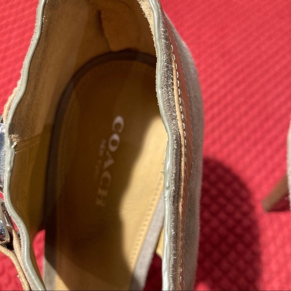 COACH Sz 10 Wexwood 1” Platform 4.5” Heels Suede Zip Back Closure Peep Toe Shoes - Picture 5 of 12